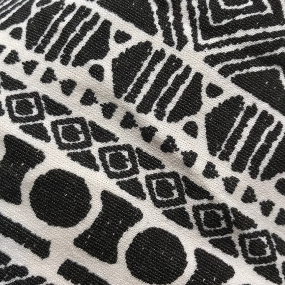 Crop topsss - Picture 3 of 8